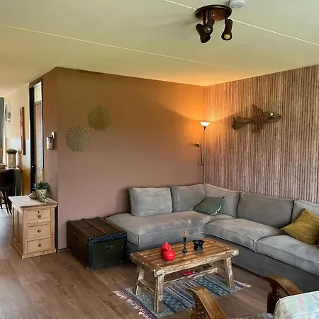 Spacious Apartment, Maartenszee Dune Holiday home Sint Maartensvlotbrug